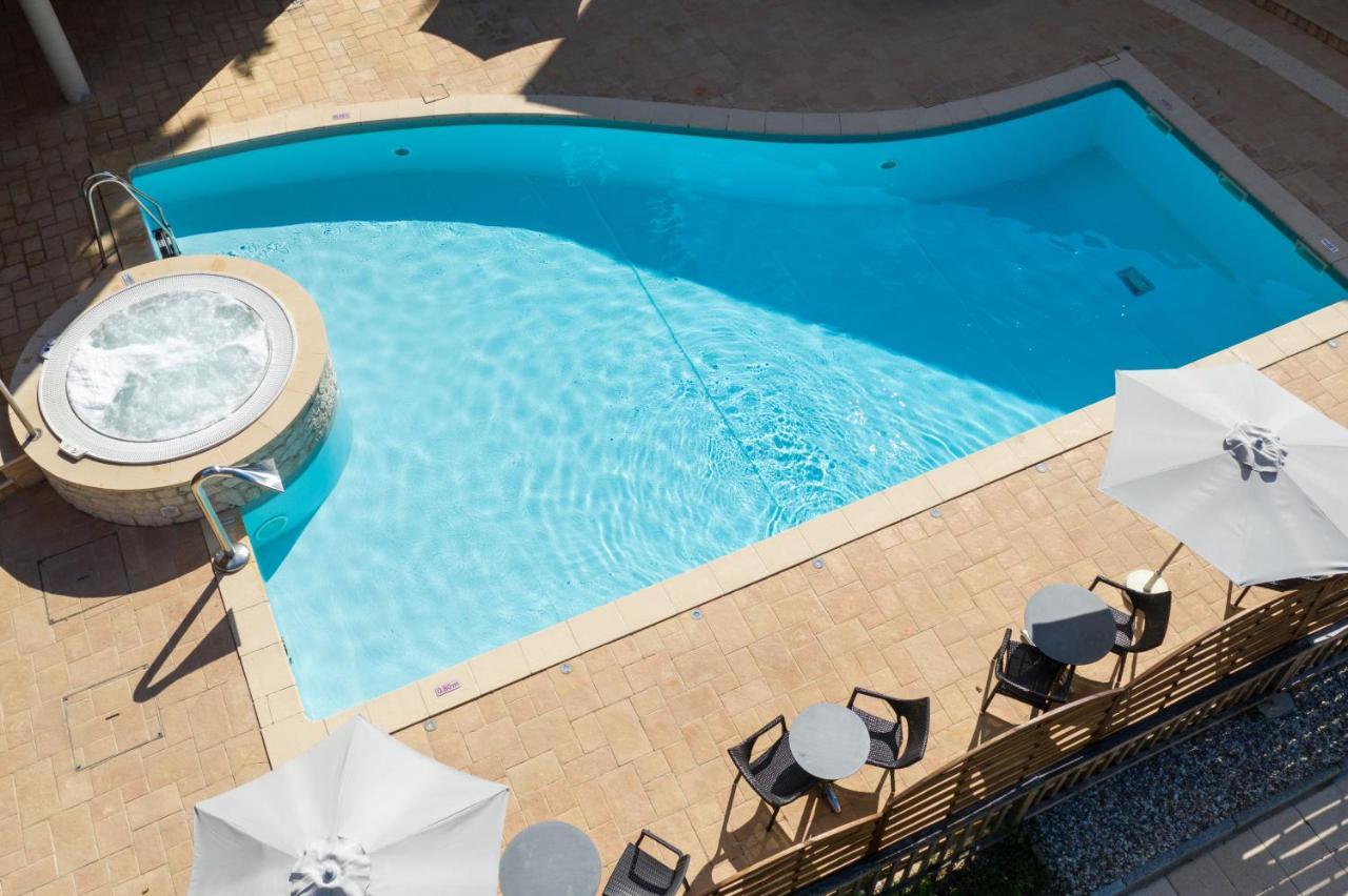 Chille Logis Hotel Parenthese, Restaurant & Spa מראה חיצוני תמונה