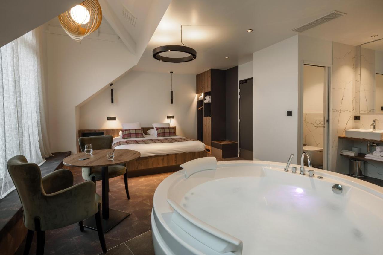Chille Logis Hotel Parenthese, Restaurant & Spa מראה חיצוני תמונה