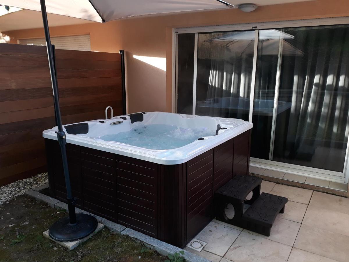 Chille Logis Hotel Parenthese, Restaurant & Spa מראה חיצוני תמונה